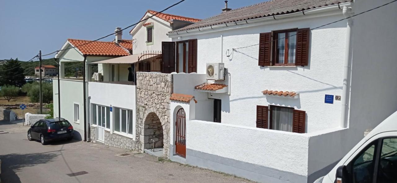 Apartments Tatjana Martinscica  Luaran gambar