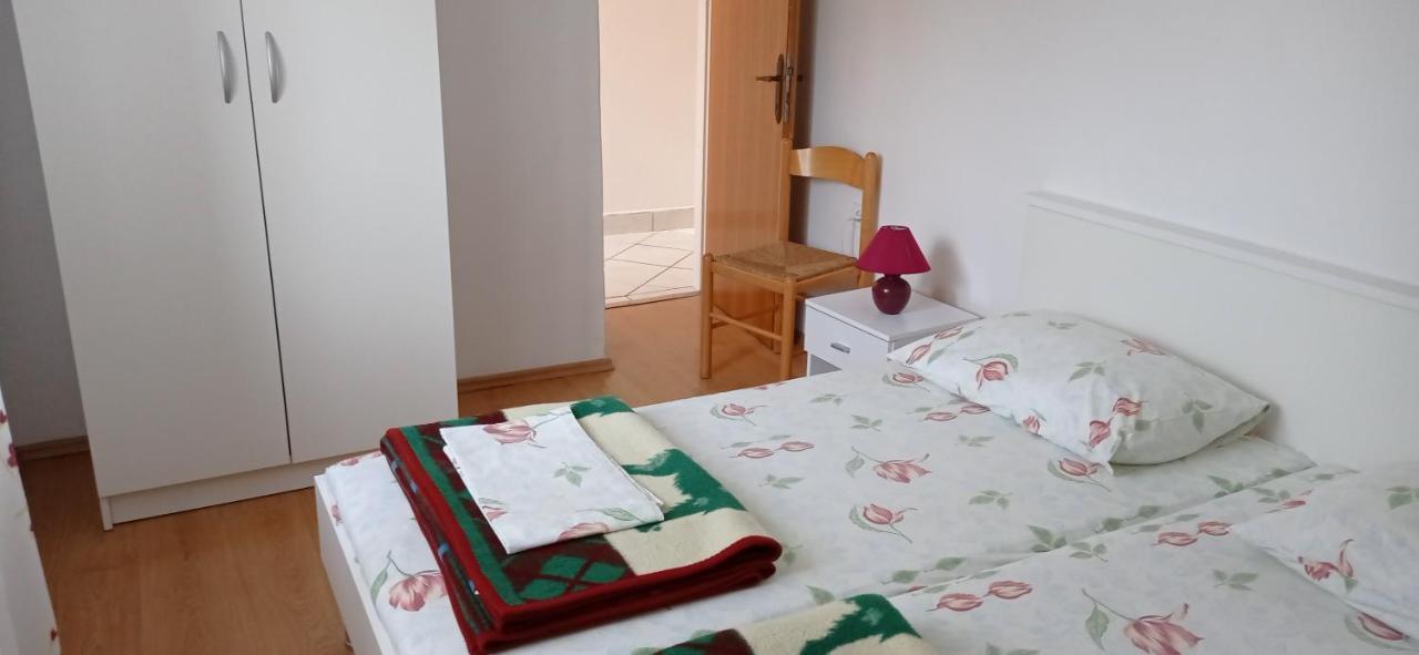 Apartments Tatjana Martinscica  Luaran gambar